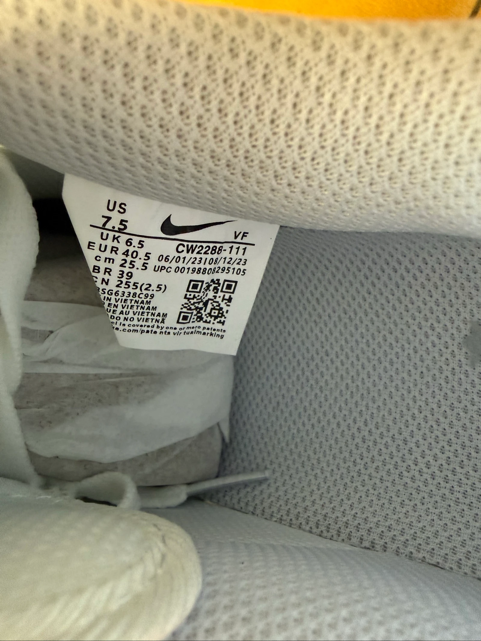 Air Force 01 – photo 4